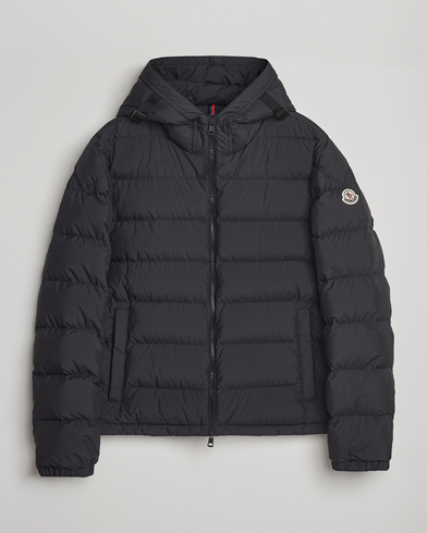 Moncler Laveraet Down Jacket Black – Schwarz