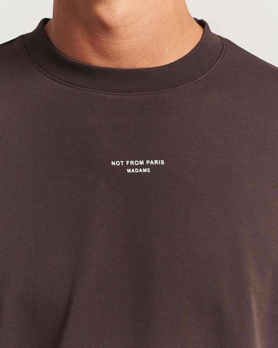 Herren | T-Shirts | Drôle de Monsieur | Classic Slogan T-Shirt Dark Brown