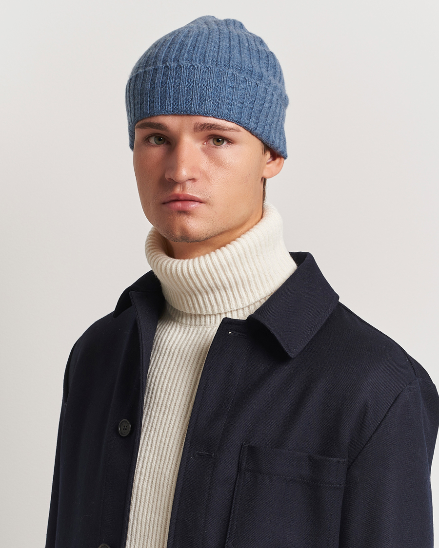 Herren |  | Amanda Christensen | Rib Knitted Cashmere Cap Blue Melange