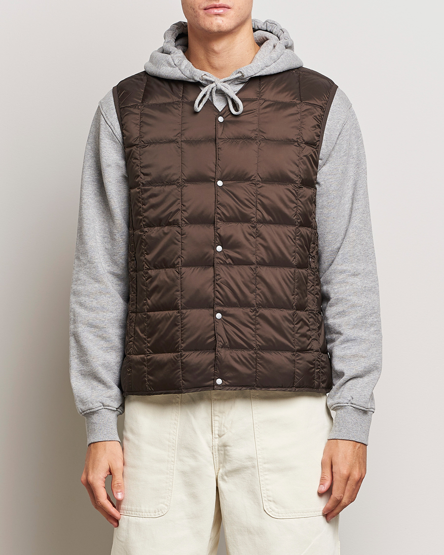 Herren | Jacken | TAION | V-Neck Lightweight Down Vest Dark Choco