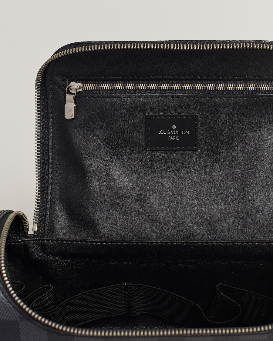 Herren | Louis Vuitton Pre-Owned Toiletry Bag Damier Graphite | Louis Vuitton Pre-Owned | Toiletry Bag Damier Graphite