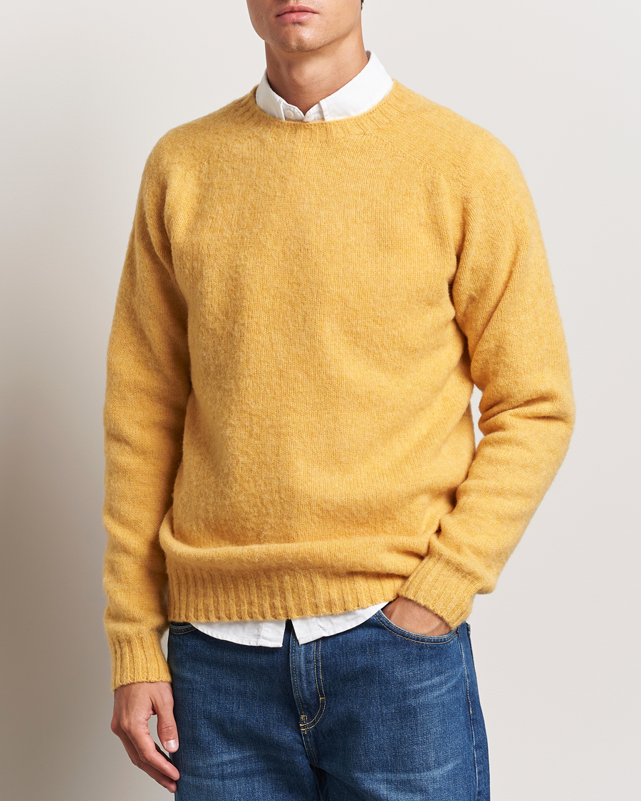 Herren | Strickpullover | Harley Of Scotland | Brushed Supersoft Lambswool Crewneck Marzipan