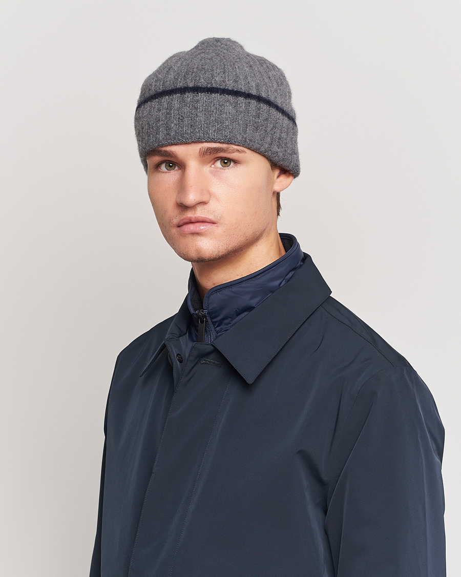 Herren |  | Amanda Christensen | Rib Knitted Cashmere Paspoal Cap Grey Melange