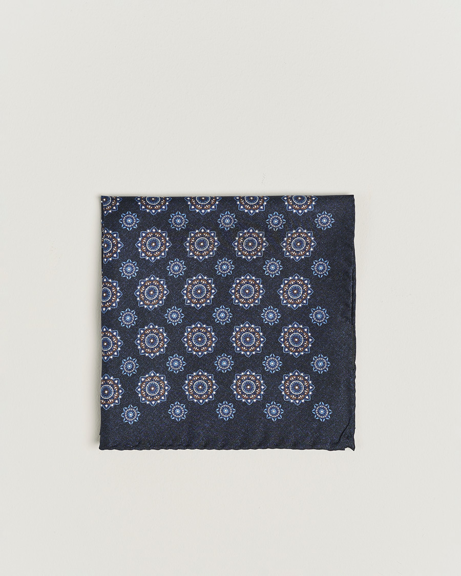 Herren |  | Amanda Christensen | Silk Twill Printed Flower Pocket Square Navy