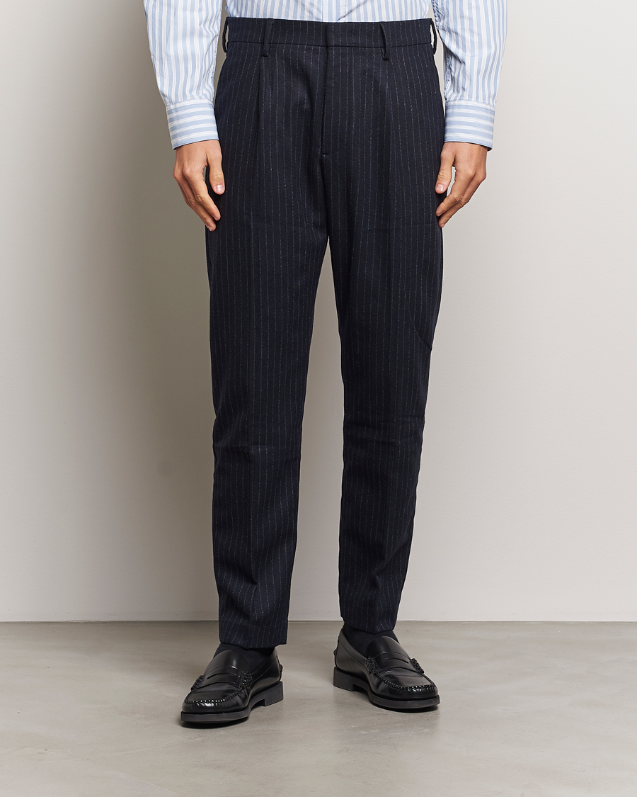 Herren |  | NN07 | Bill Wool Pleated Trousers Navy Blue Pinstripe