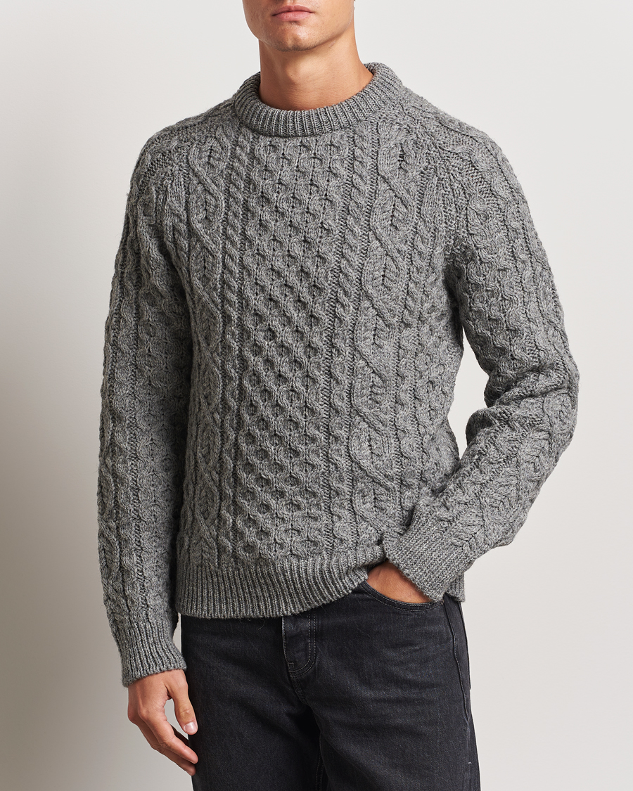 Herren |  | Peregrine | Hudson Wool Aran Knitted Jumper Steel