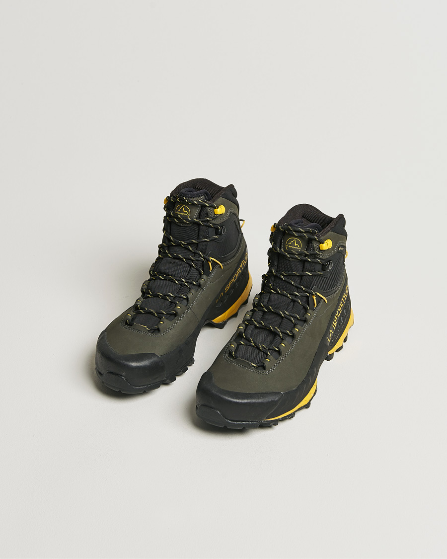 Herren | Schwarze Sneakers | La Sportiva | TX5 Mid GTX Hiking Boots Carbon/Yellow