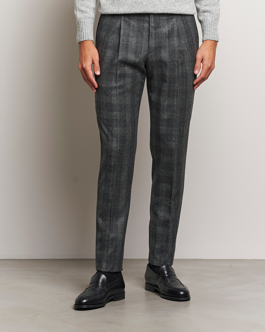 Herren |  | PT01 | Slim Fit Pleated Checked Flannel Trousers Grey