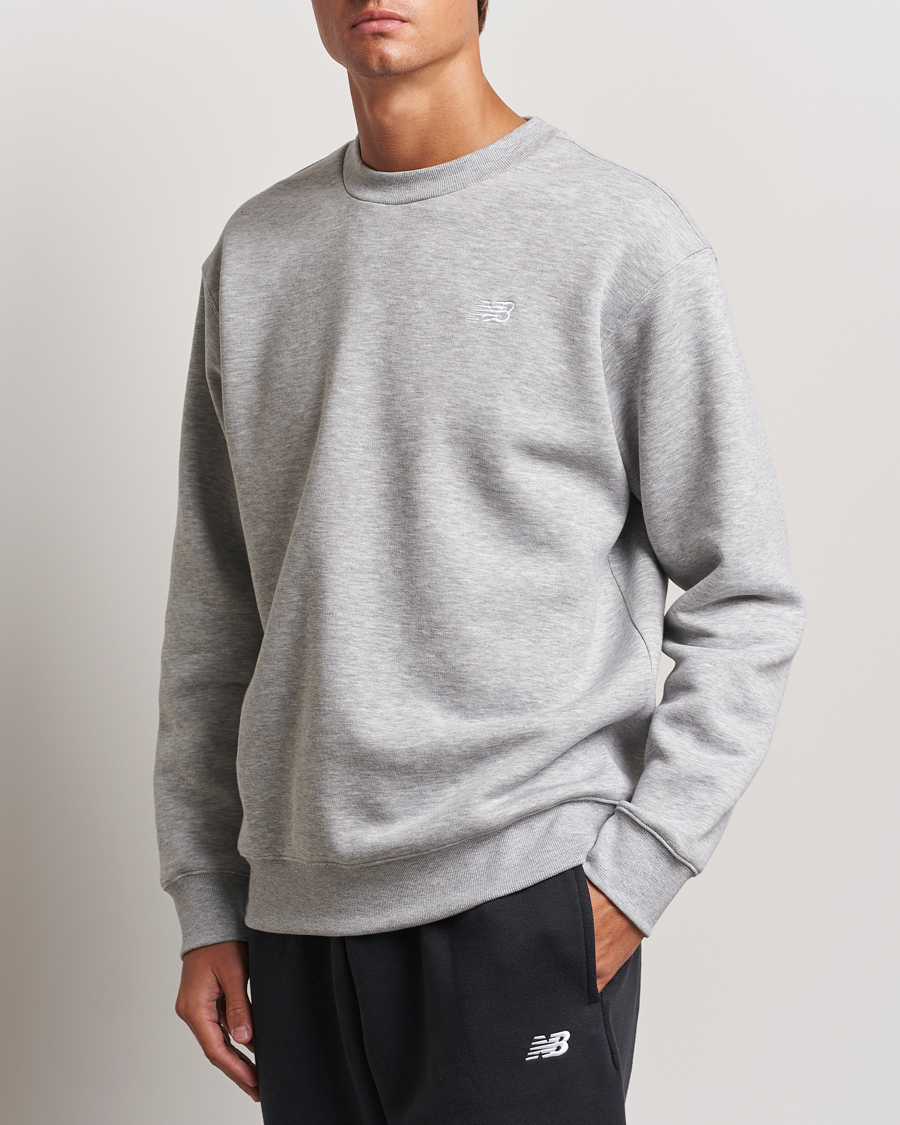 Herren | Graue Sweatshirts | New Balance | Essentials Fleece Sweatshirt Athletic Grey
