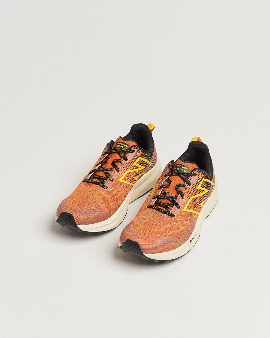 Herren |  | New Balance Running | FuelCell Venym  Infield Clay