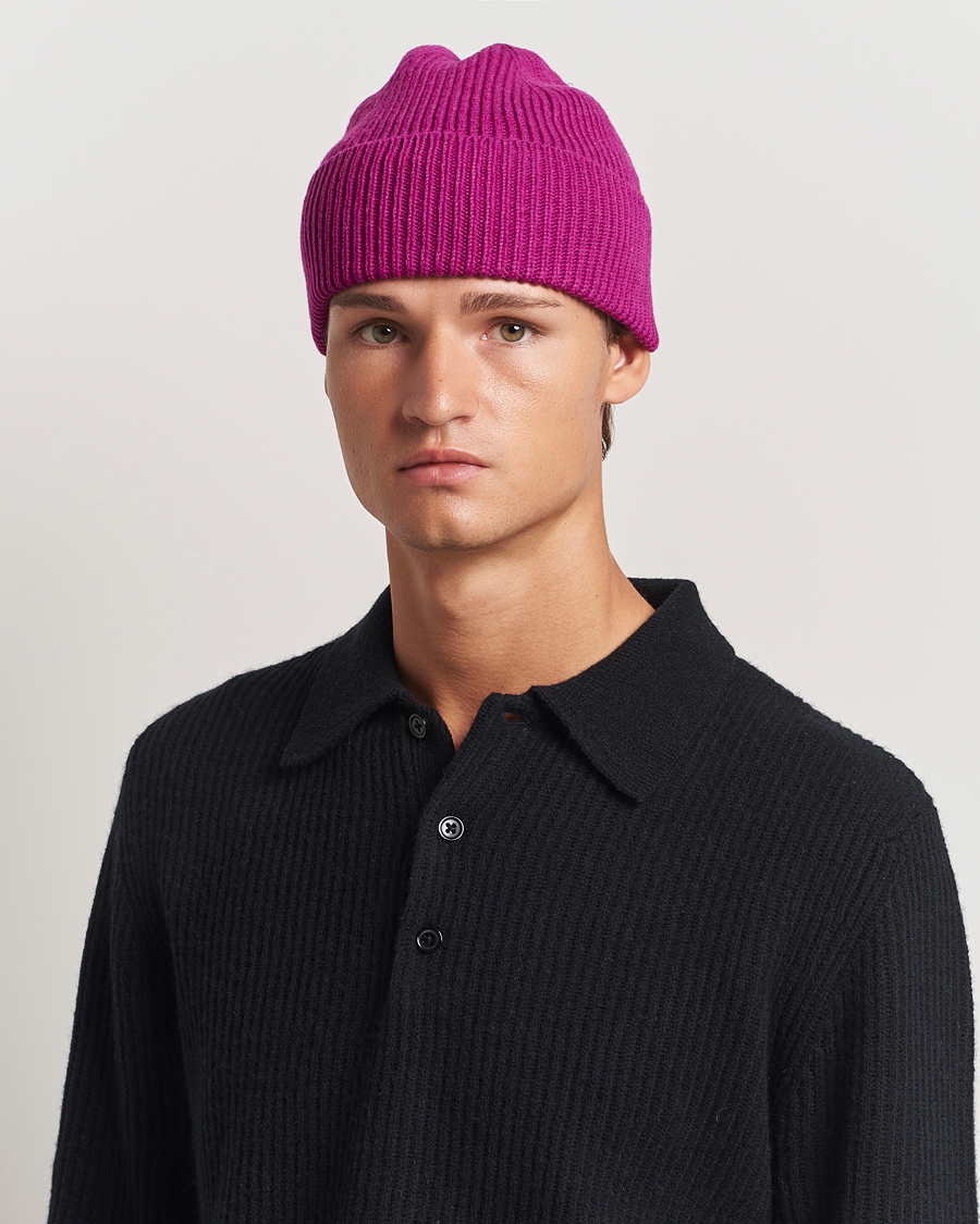 Herren |  | Colorful Standard | Merino Wool Beanie Magenta Blaze