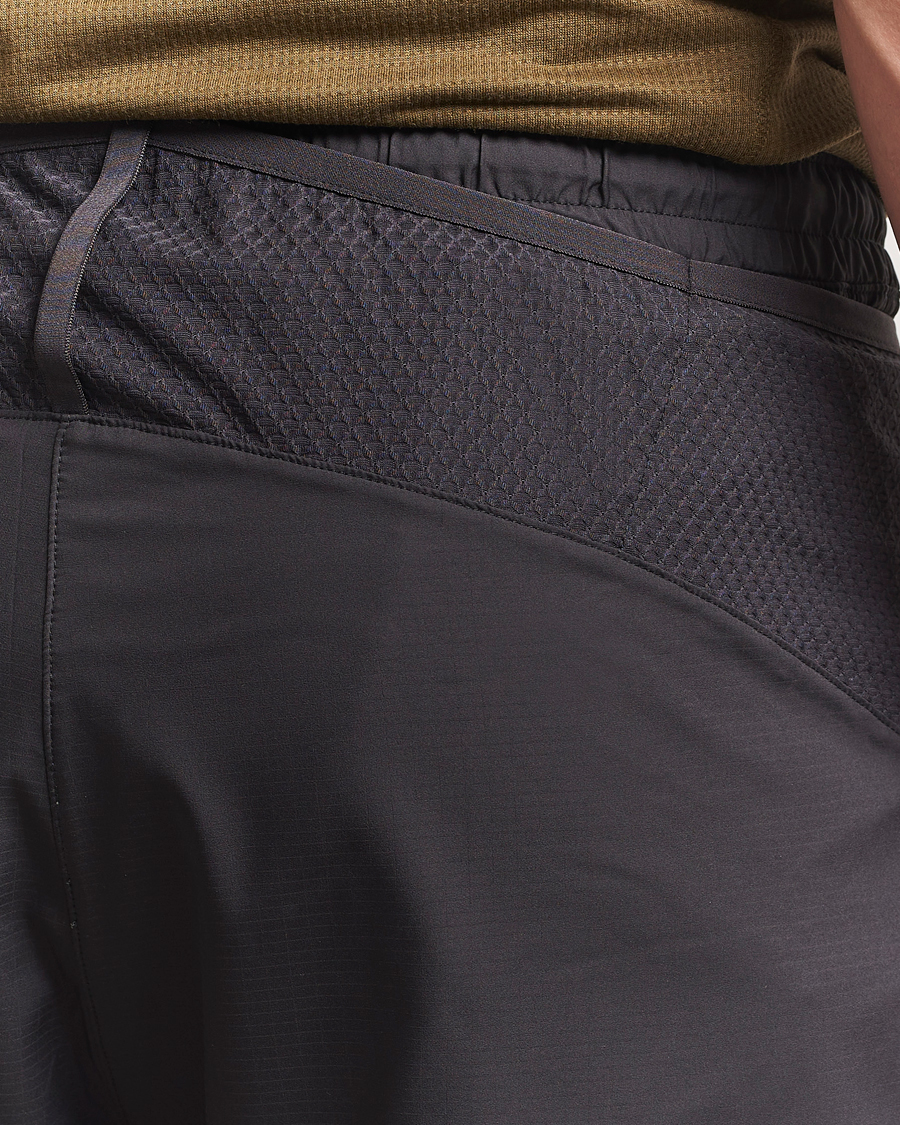 Herren | Shorts | Klättermusen | Bele Running Shorts Raven