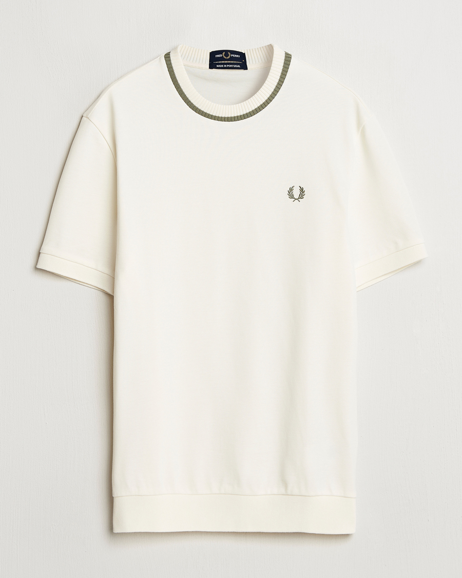 Herren | T-Shirts | Fred Perry | Pique Crew Neck T-Shirt Light Ecru